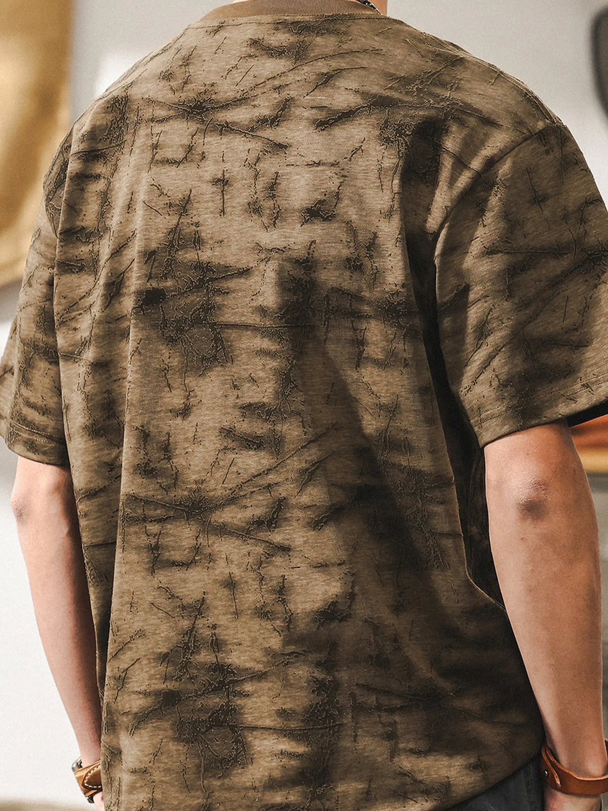 Retro Irregular Flocked All-over Print T-shirt