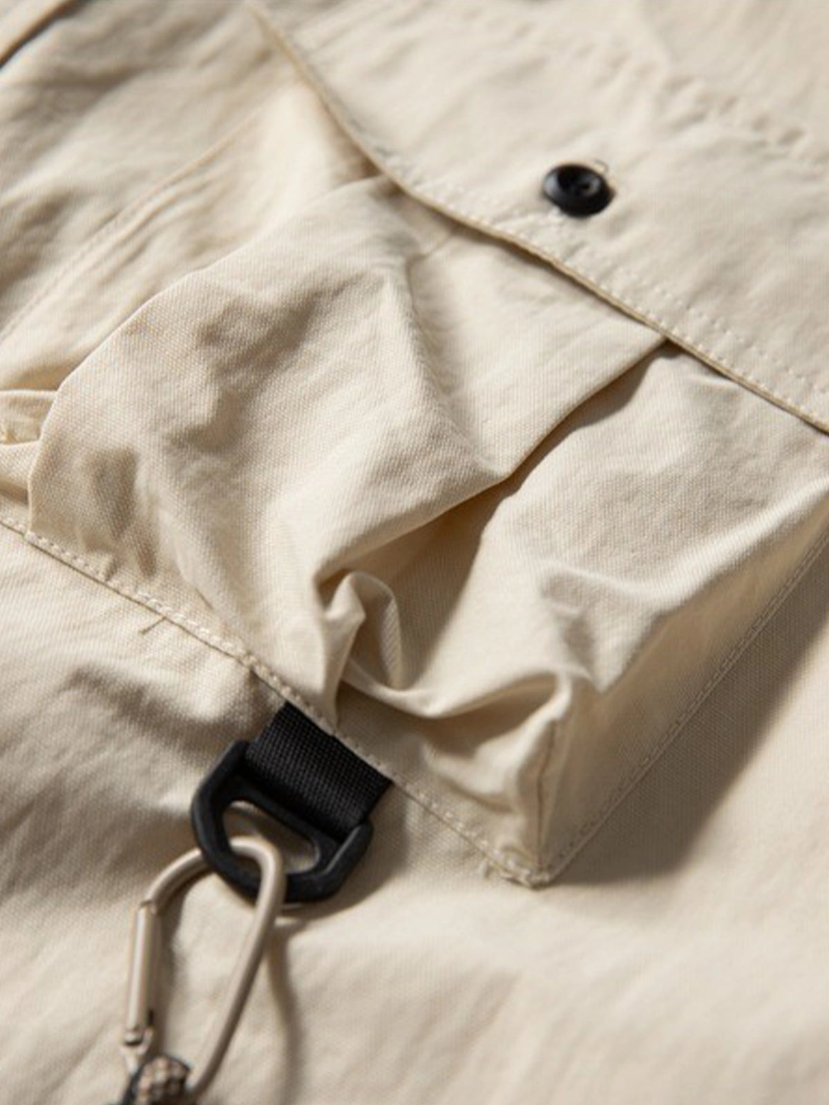 Retro Locker sitzendes Kurzarm-Arbeitshemd mit Taschen
