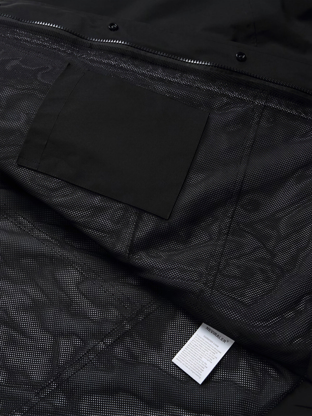 Loose-fit Outdoor Quick-drying Hooded Jacket