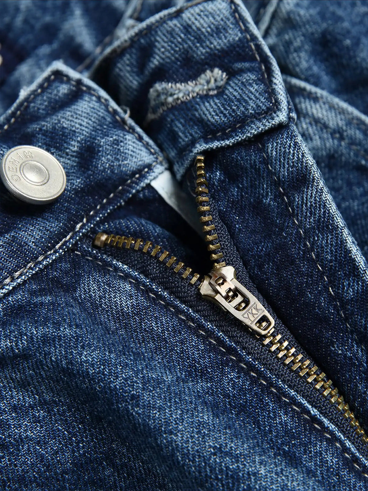 Pantalones cargo ajustados lavados
