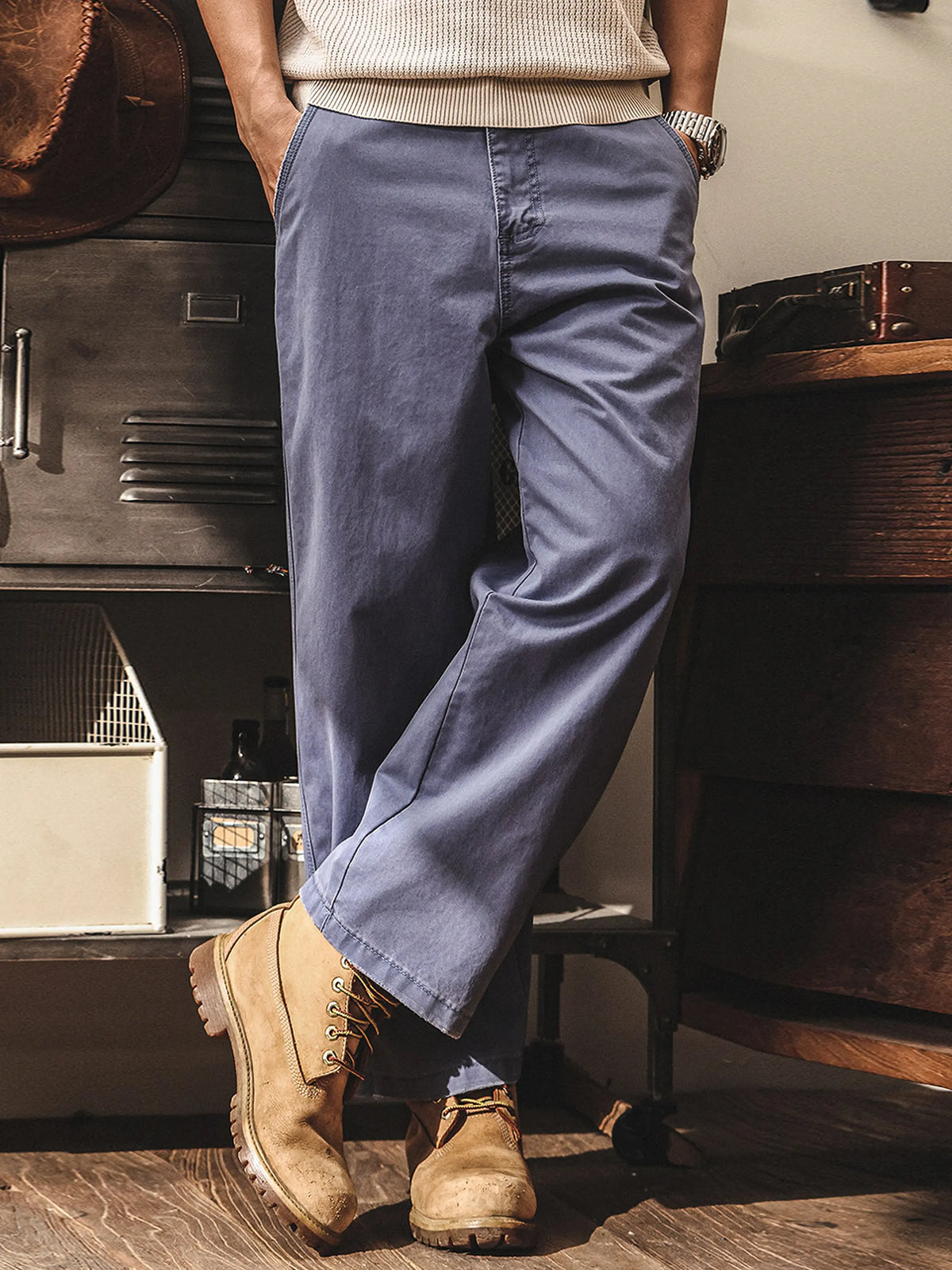 Retro Washed & Distressed Straight-leg Cropped Cargo Pants
