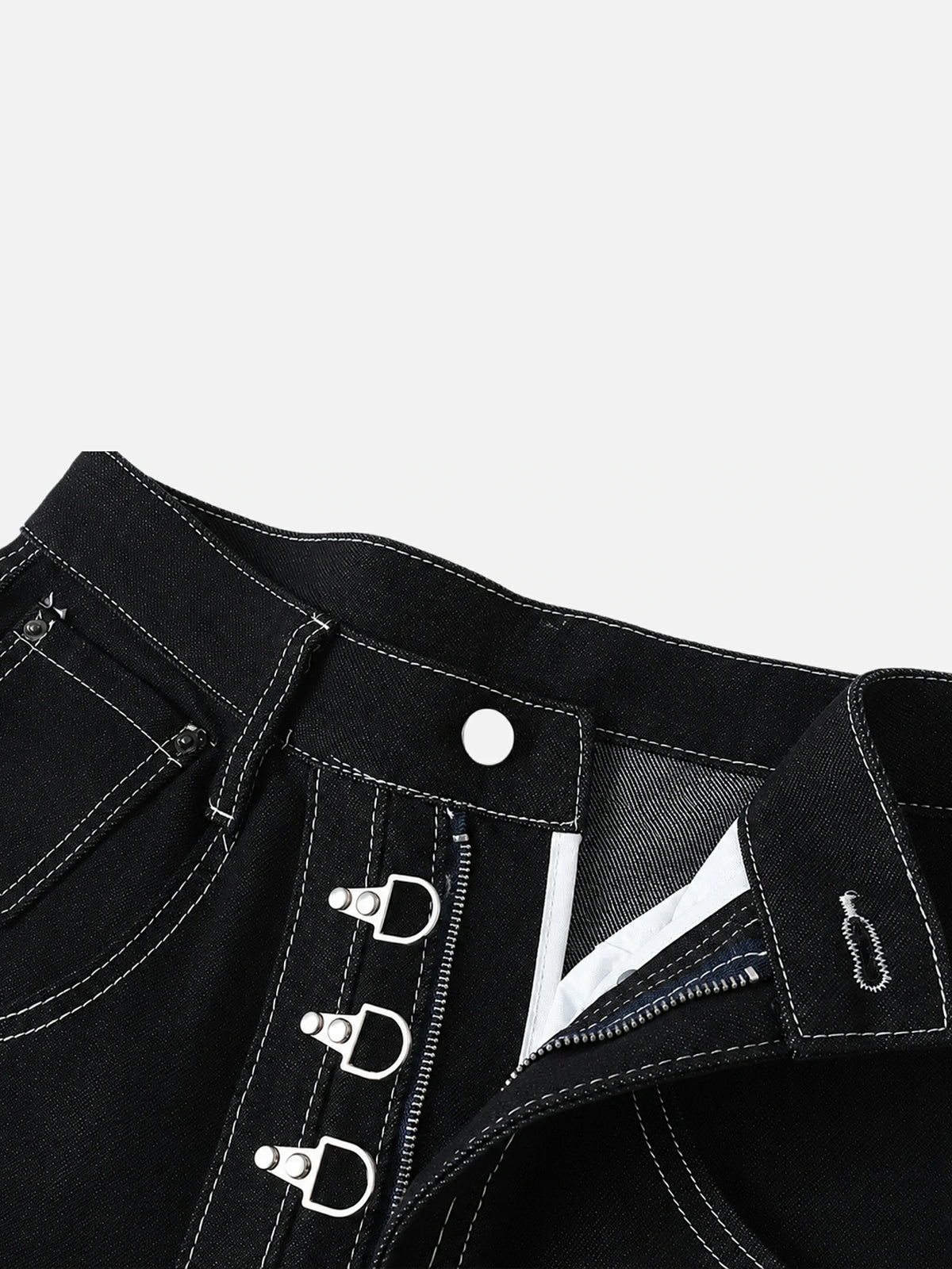 Jeans With Vintage Aircraft Buckle Design