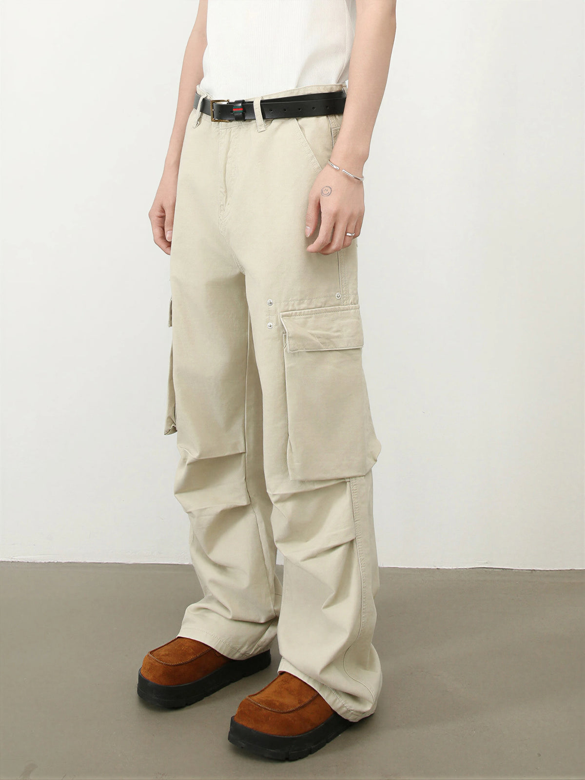 Multi-pocket Loose-fit Wide-leg Cargo Pants