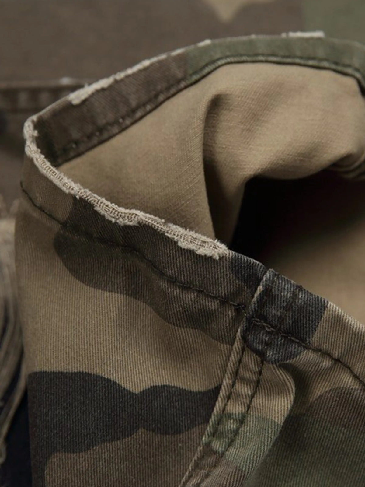 Retro Washed Distressed Camouflage Cargo Pants