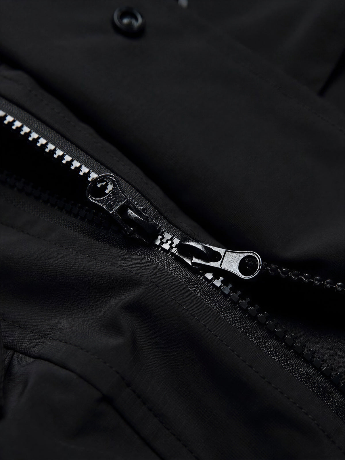 Loose-fit Outdoor Quick-drying Hooded Jacket