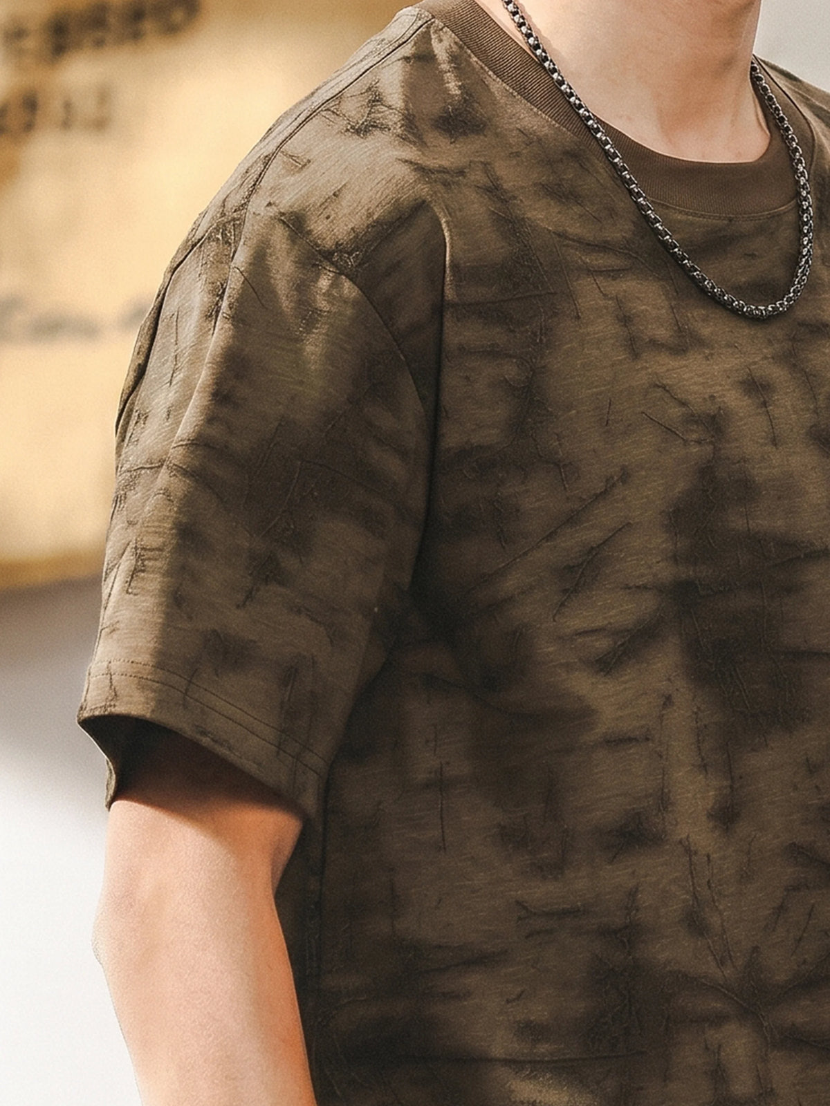 Retro Irregular Flocked All-over Print T-shirt
