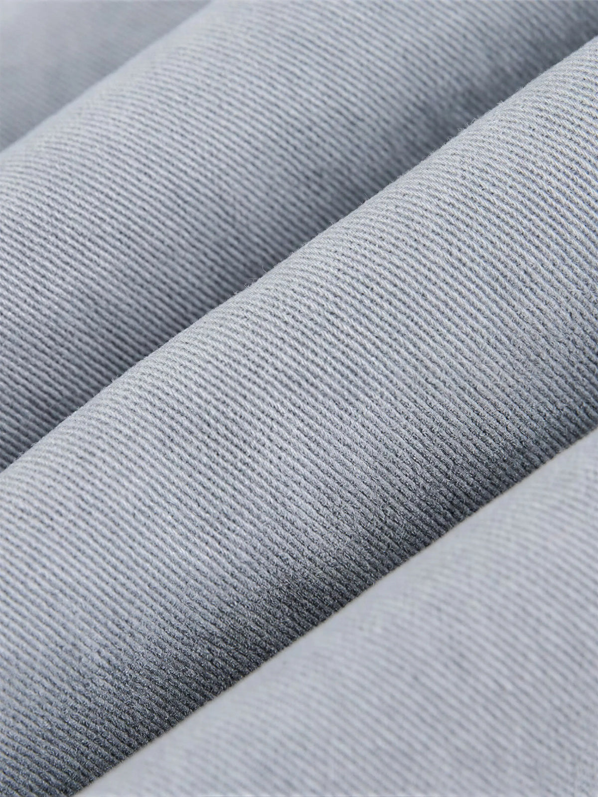 Loose-fit Multi-pocket Knee-length Shorts