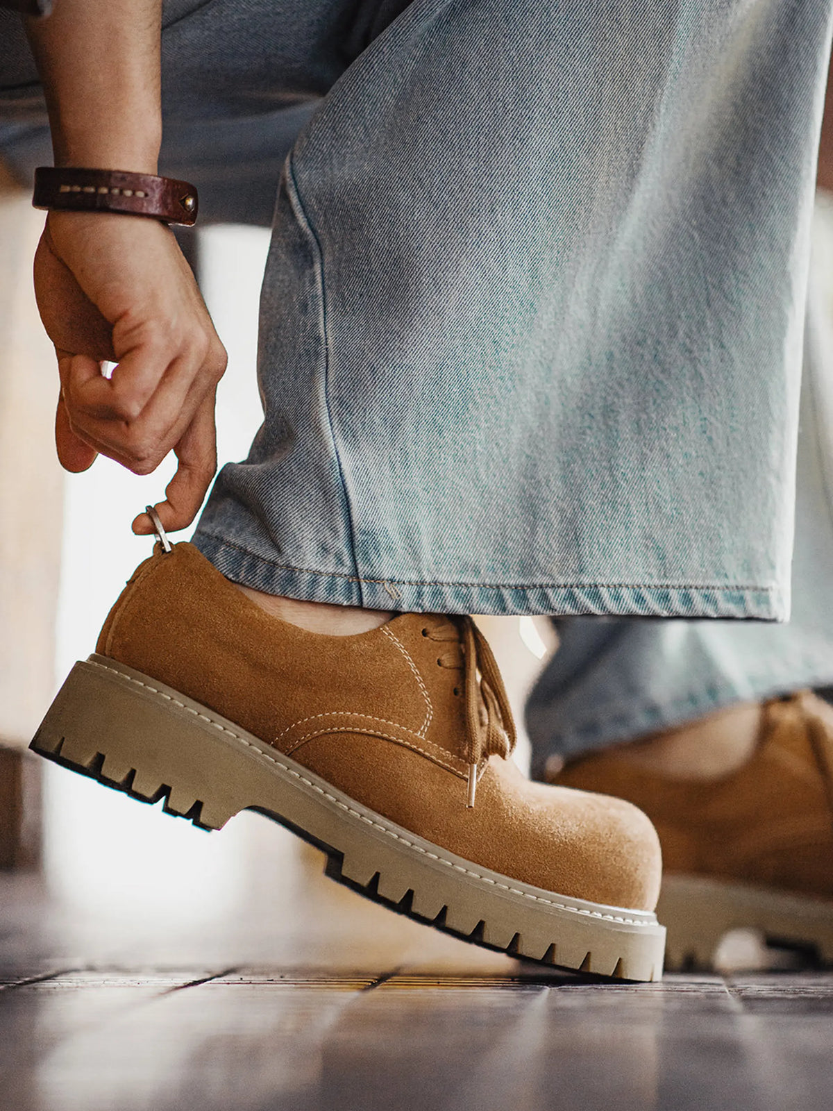 Height-increasing Commuter Work Shoes — Round-toe Leather Footwear