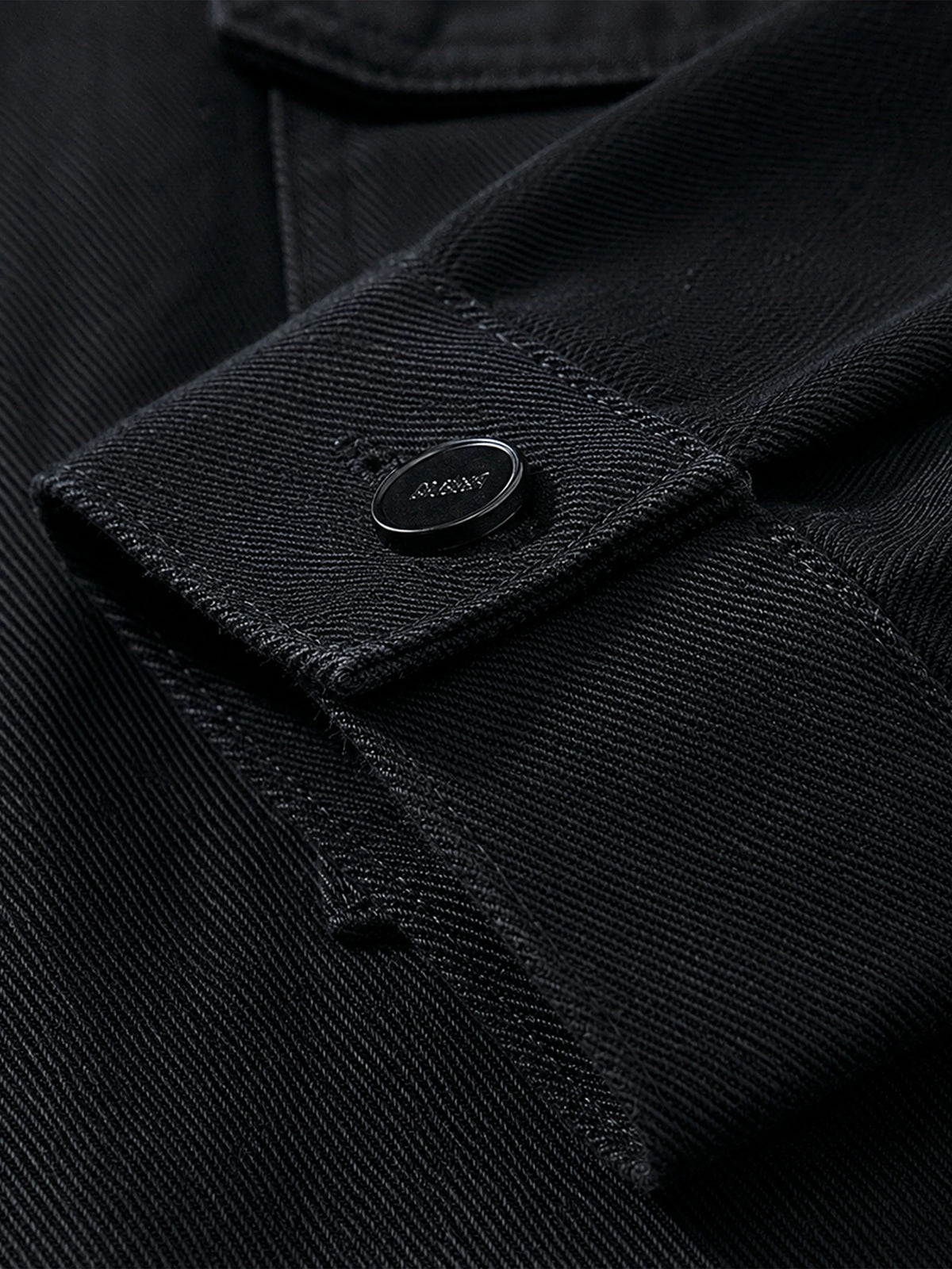 Retro Loose-fit Multi-pocket Denim Jacket