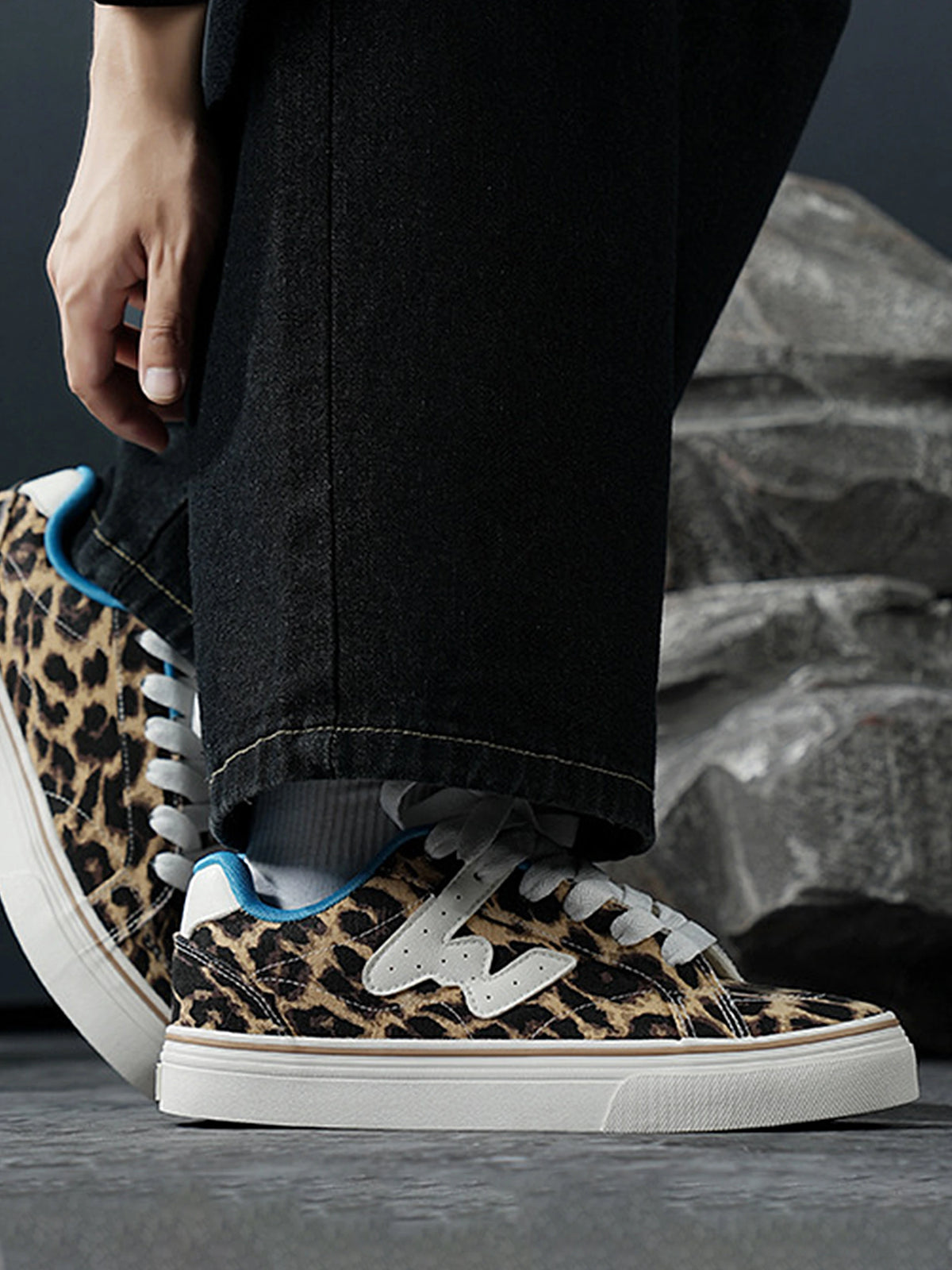 Leopard Print Canvas Casual "puffy" Sneakers